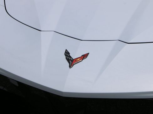 Used 2024 Chevrolet Corvette Stingray Preferred Cpe w/ Z51 Performance Package RWD image 12