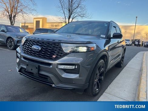 Used 2022 Ford Explorer ST w/ Equipment Group 401A image 3