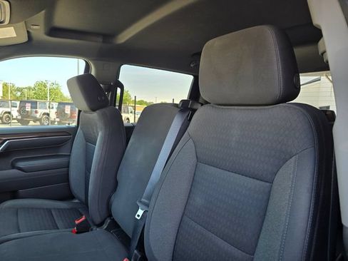 Used 2023 Chevrolet Silverado 1500 RST w/ Z71 Off-Road Package AWD/4WD image 6