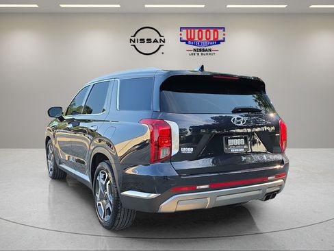 Used 2023 Hyundai Palisade Limited AWD/4WD image 4