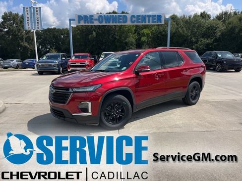 Used 2023 Chevrolet Traverse LT w/ Midnight/Sport Edition image 1