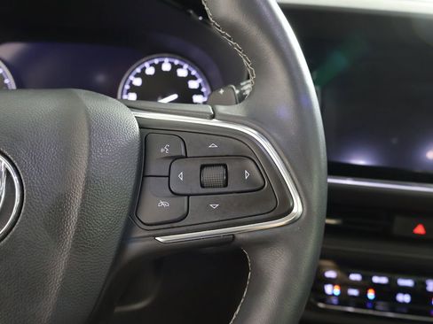 Used 2023 Buick Envision Avenir AWD/4WD image 50