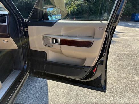 Used 2010 Land Rover Range Rover HSE AWD/4WD image 26