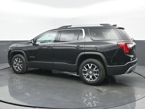 Used 2023 GMC Acadia SLT image 3
