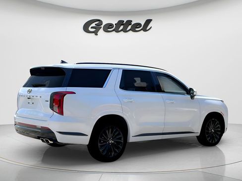 Used 2025 Hyundai Palisade Calligraphy image 8