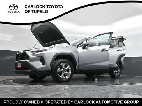 Used 2022 Toyota RAV4 XLE AWD/4WD image 47