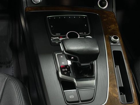 Used 2018 Audi Q5 2.0T Premium Plus w/ Premium Plus Package image 30