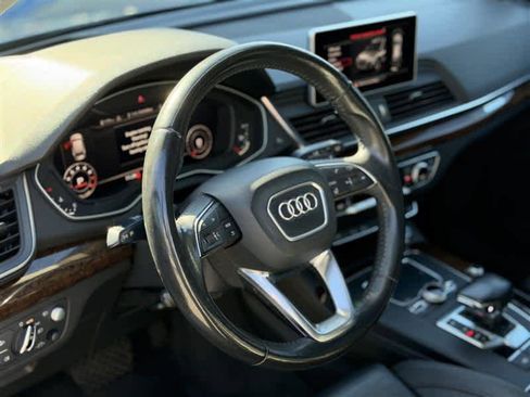 Used 2018 Audi Q5 Prestige w/ Prestige Package image 7