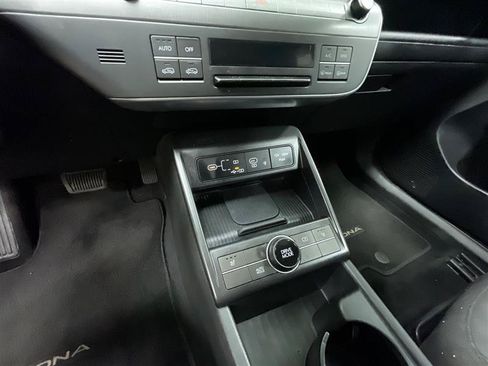 Used 2024 Hyundai Kona SEL w/ Convenience Package FWD image 15