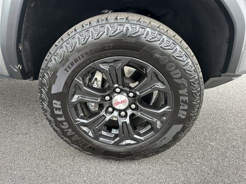 Certified 2023 GMC Canyon Elevation image 13