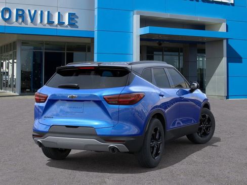 New 2026 Chevrolet Blazer LT image 4