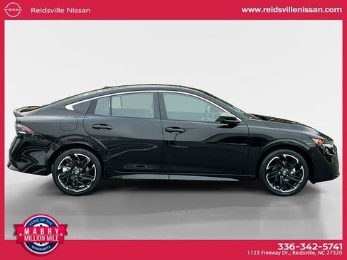 New 2026 Nissan Sentra SR image 7