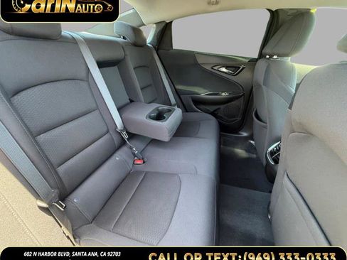 Used 2022 Chevrolet Malibu LT FWD image 20