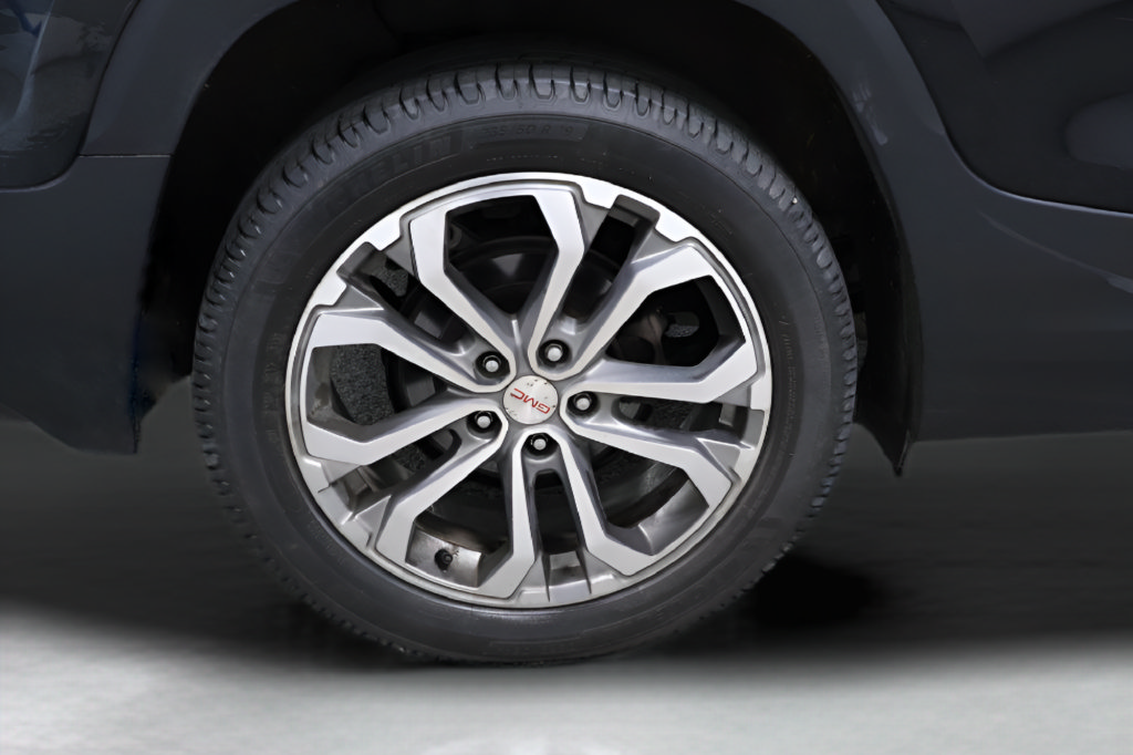 Used 2019 GMC Terrain SLT w/ Preferred Package FWD image 6