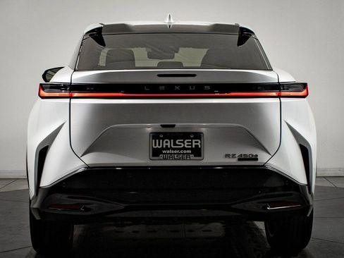 New 2026 Lexus RZ 450e AWD image 10