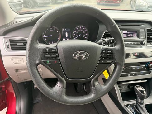 Used 2017 Hyundai Sonata SE image 40