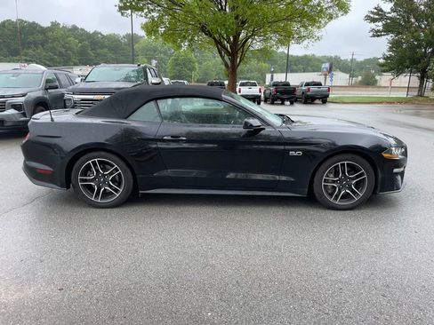 Used 2021 Ford Mustang GT Premium w/ Equipment Group 401A RWD image 8
