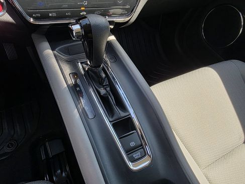 Used 2016 Honda HR-V EX image 24