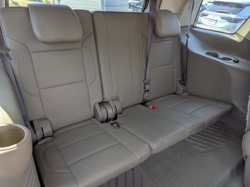 Used 2018 GMC Yukon SLT w/ Premium Edition image 38