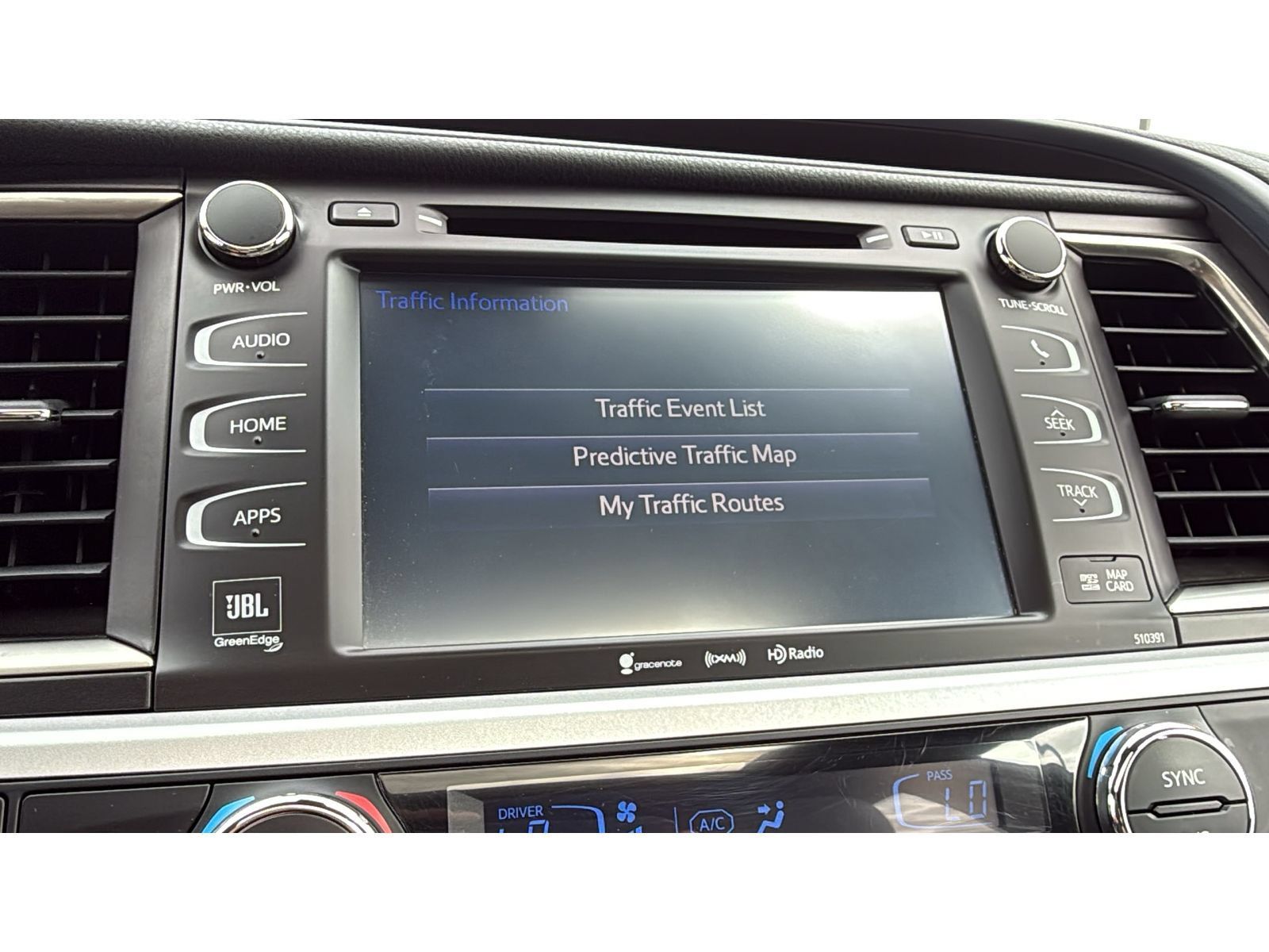 Used 2019 Toyota Highlander Limited AWD/4WD image 25