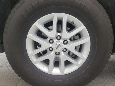 Used 2019 Nissan Frontier SV image 31