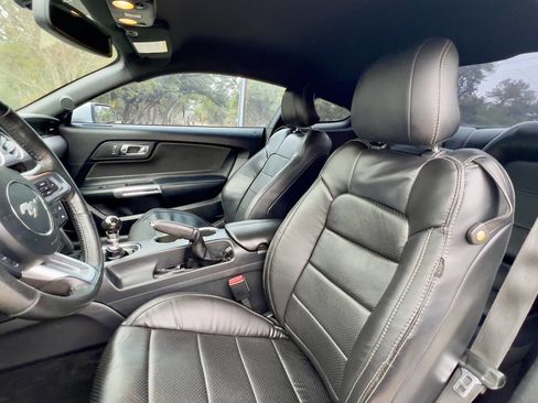 Used 2016 Ford Mustang GT image 28