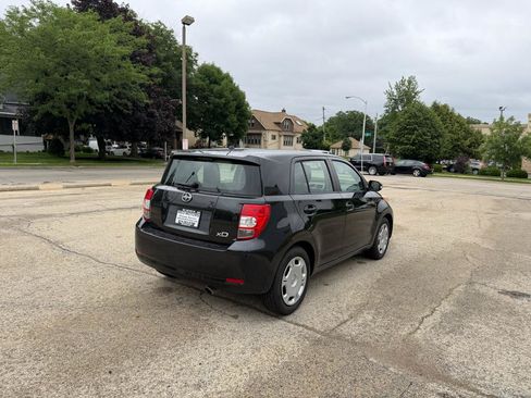 Used 2011 Scion xD FWD image 7