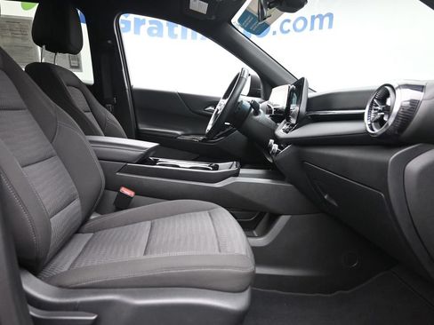 Used 2025 Chevrolet Equinox LT AWD/4WD image 9