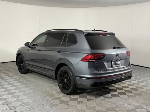 Used 2022 Volkswagen Tiguan SE R-Line FWD image 10