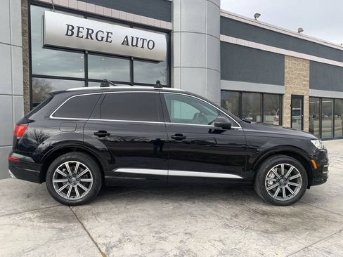 Used 2017 Audi Q7 3.0T Premium Plus w/ Premium Plus Package AWD/4WD image 6