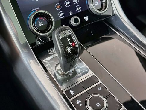 Used 2019 Land Rover Range Rover Sport HSE AWD/4WD image 17