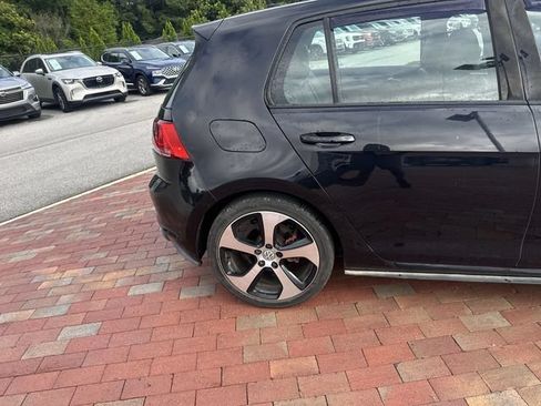 Used 2015 Volkswagen GTI 4-Door FWD image 15