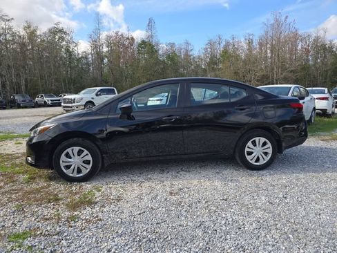 New 2025 Nissan Versa S w/ Trunk Package FWD image 5