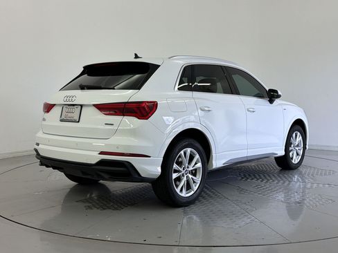 Used 2025 Audi Q3 2.0T Premium AWD/4WD image 9
