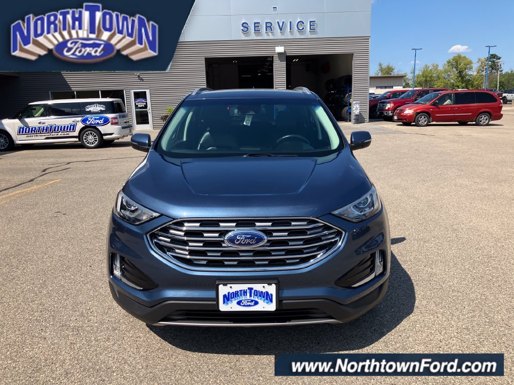 Used 2019 Ford Edge SEL w/ Equipment Group 201A AWD/4WD image 4