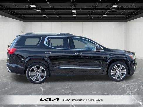 Used 2019 GMC Acadia Denali w/ Technology Package AWD/4WD image 6