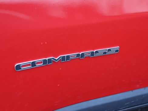 Used 2021 Jeep Compass Latitude w/ Convenience Group image 9