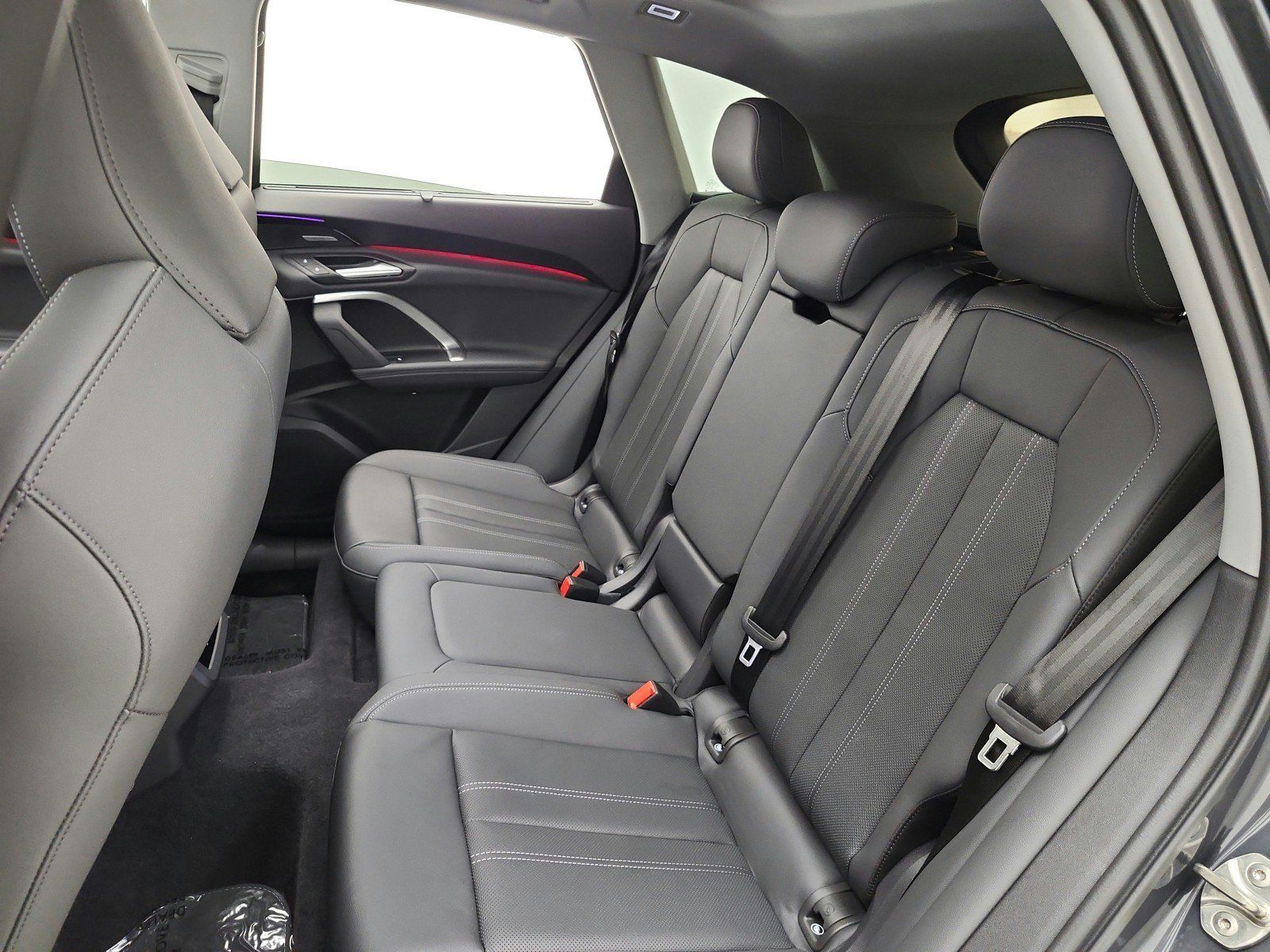 Used 2025 Audi Q5 Premium Plus w/ Premium Plus AWD/4WD image 16