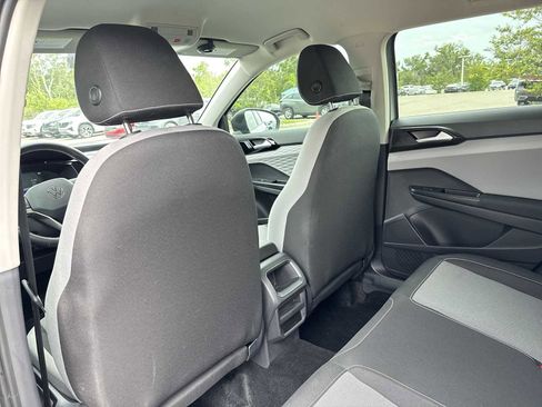 Certified 2023 Volkswagen Taos S FWD image 24