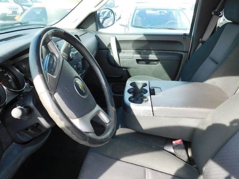 Used 2011 Chevrolet Silverado 2500 LT image 32