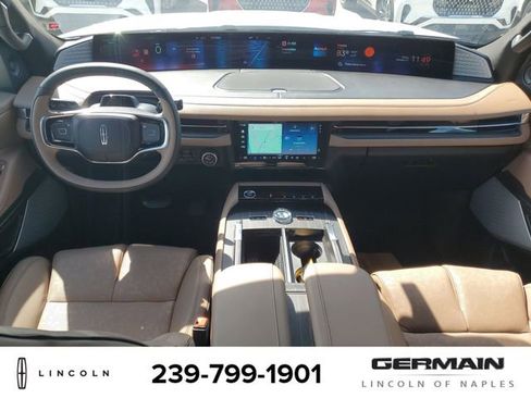 New 2025 Lincoln Navigator Black Label image 17