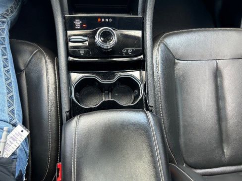 Used 2022 Jeep Grand Cherokee Limited 4xe image 24