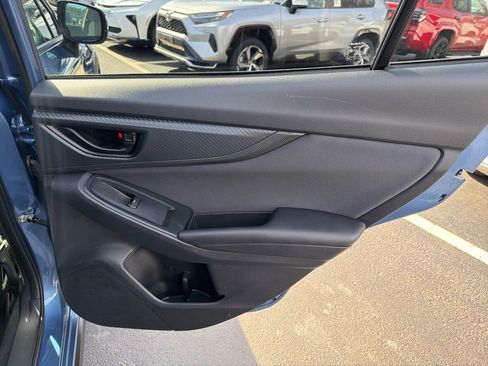 Used 2021 Subaru Crosstrek 2.0i Premium image 13