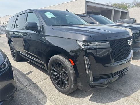 Used 2023 Cadillac Escalade Sport Platinum w/ LPO, ONYX Package image 2