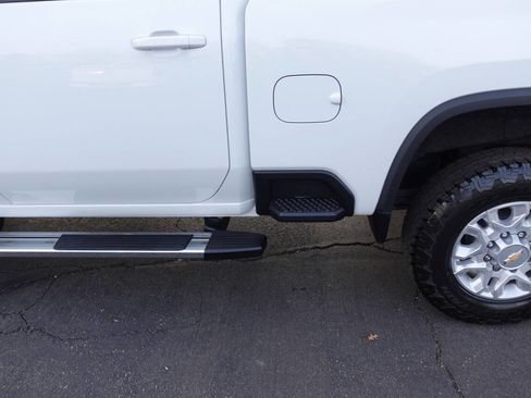 Used 2023 Chevrolet Silverado 2500 LT w/ Convenience Package image 25