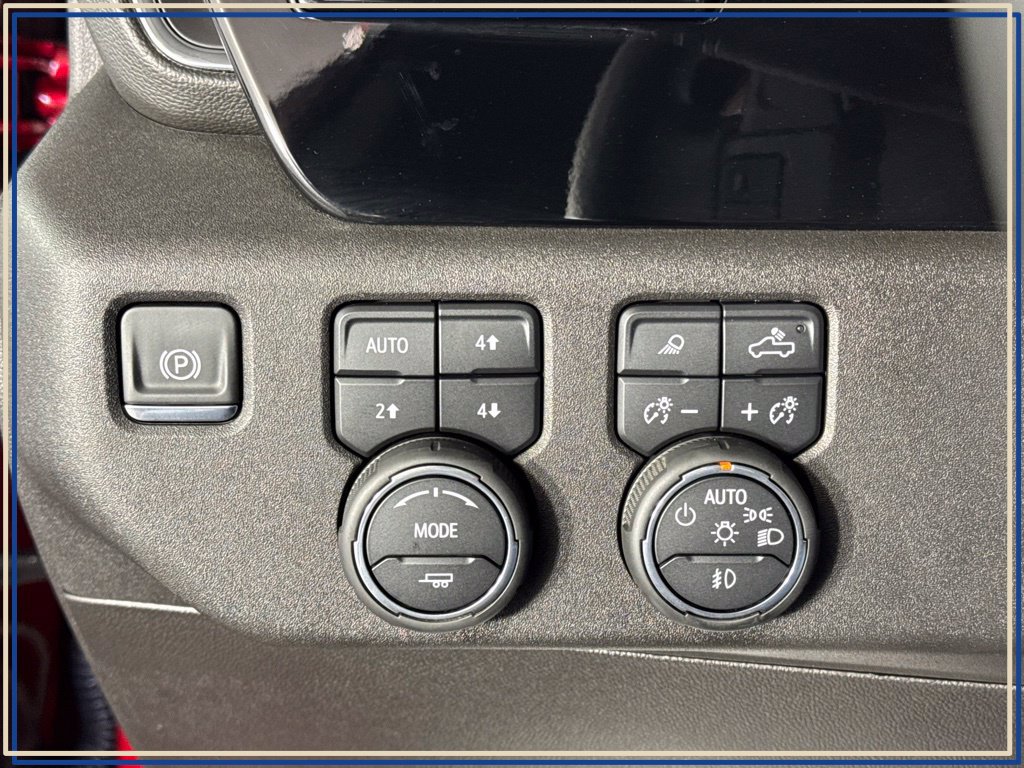 Used 2026 Chevrolet Silverado 1500 RST w/ RST All Star Premium Package AWD/4WD image 14