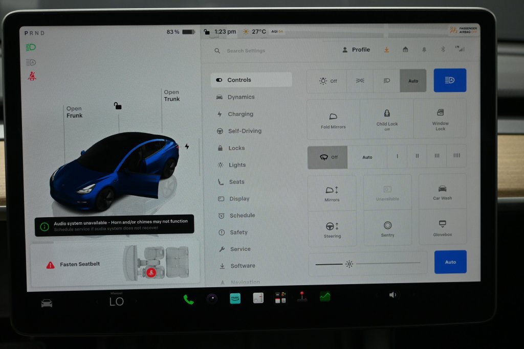 Used 2023 Tesla Model 3 Standard Range RWD image 15