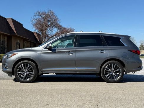 Used 2019 INFINITI QX60 Luxe w/ Sensory Package image 2