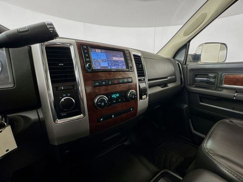 Used 2012 RAM 2500 Laramie w/ Cold Weather Group image 14