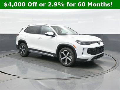 New 2026 Volkswagen Tiguan SE